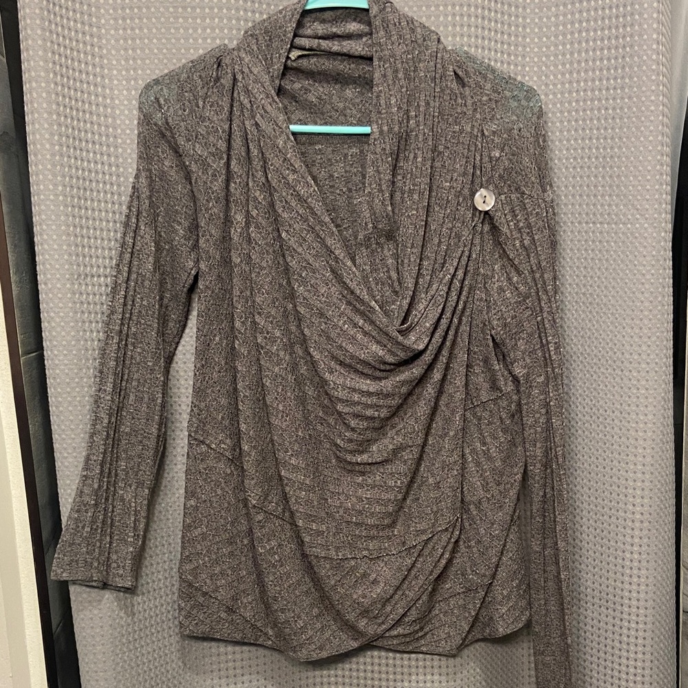 XS REI Women's drape front Heather Gray Top